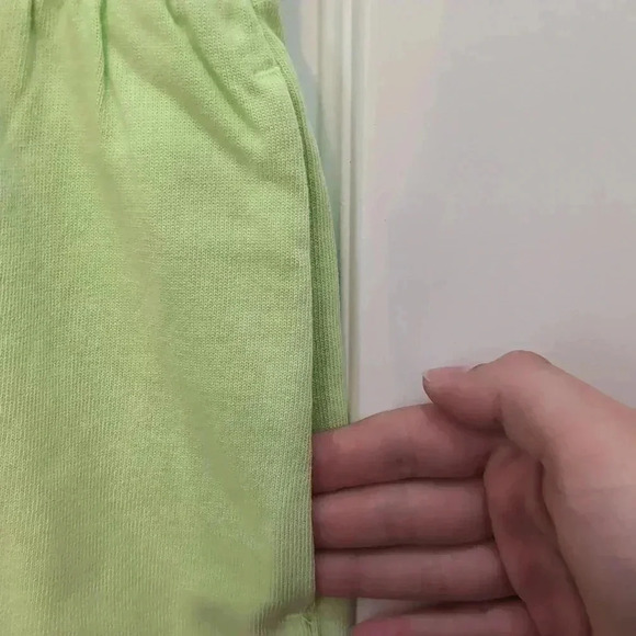 Nike Washed high rise shorts in neon green womens - Picture 5 of 9